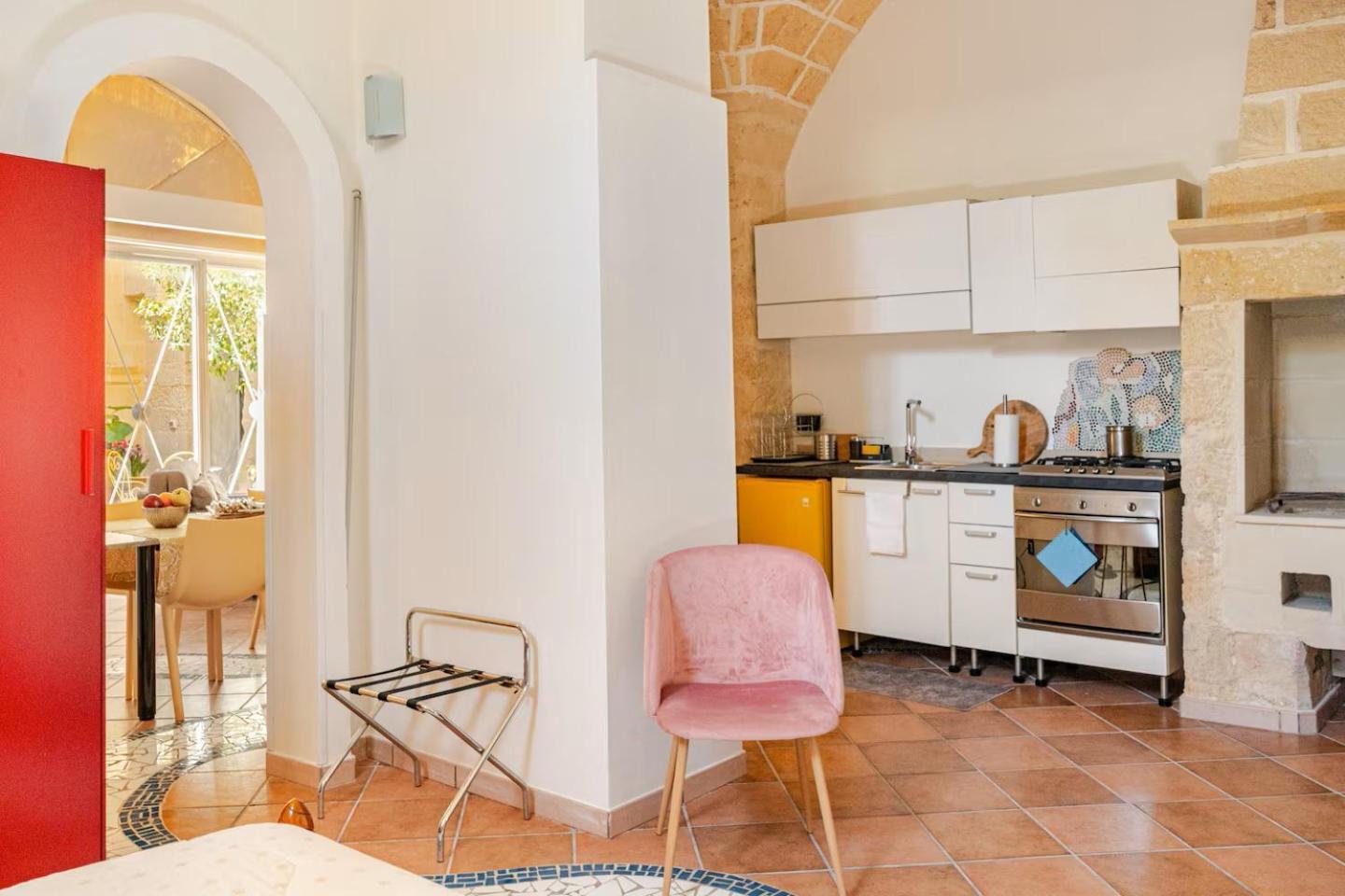 B&B Corte Dei Memoli Di Margiotta Giuseppina Lecce Exterior foto